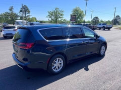 Used 2023  Chrysler Pacifica Touring L FWD at Leadbelt Auto Sales near Leadington&comma; MO