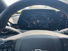 Used 2025  Chevrolet Trax FWD 4dr 2RS at Leadbelt Auto Sales near Leadington&comma; MO