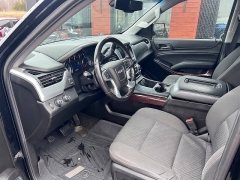 Used 2018  GMC Yukon 4d SUV 4WD SLE at Leadbelt Auto Sales near Leadington&comma; MO