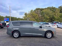 Used 2023  Chrysler Pacifica Touring L FWD at Leadbelt Auto Sales near Farmington, MO