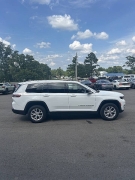 Used 2022  Jeep Grand Cherokee L Limited 4x4 at Leadbelt Auto Sales near Leadington&comma; MO