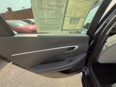 Used 2021  Hyundai Sonata SEL 2.5L at Capitol Car Credit near Rantoul, IL