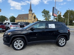 Used 2024  Jeep Compass Latitude 4x4 at Capitol Car Credit near Rantoul, IL