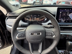 Used 2024  Jeep Compass Latitude 4x4 at Capitol Car Credit near Rantoul, IL