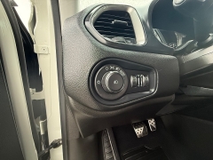 Used 2021  Jeep Renegade Limited 4x4 at Capitol Car Credit near Rantoul&comma; IL