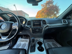 Used 2018  Jeep Grand Cherokee 4d SUV 4WD Limited V6 at Capitol Car Credit near Rantoul, IL