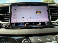 Used 2022  Chrysler Pacifica Touring L FWD at Capitol Car Credit near Rantoul, IL