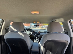 Used 2017  Hyundai Elantra 4d Sedan SE Auto at Capitol Car Credit near Rantoul, IL