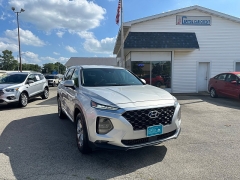 Used 2020  Hyundai Santa Fe 4d SUV AWD SEL 2&period;4L at Capitol Car Credit near Rantoul&comma; IL