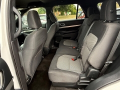 Used 2018  Ford Explorer 4d SUV 4WD XLT at Capitol Car Credit near Rantoul, IL