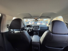 Used 2018  GMC Canyon 4WD Crew Cab SLT at Capitol Car Credit near Rantoul, IL