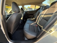 Used 2022  Nissan Altima 2.5 SR Sedan at Capitol Car Credit near Rantoul, IL