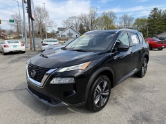  2023 Nissan Rogue FWD SL at Capitol Car Credit near Rantoul&comma; IL