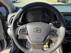Used 2017  Hyundai Elantra 4d Sedan SE Auto at Capitol Car Credit near Rantoul, IL