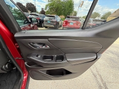 Used 2018  Chevrolet Traverse 4d SUV FWD LT Cloth w&sol;1LT at Capitol Car Credit near Rantoul&comma; IL