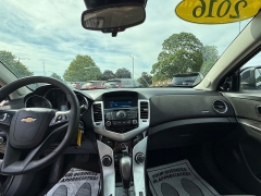 Used 2016  Chevrolet Cruze Limited 4d Sedan LT w&sol;1LT Auto at Capitol Car Credit near Rantoul&comma; IL