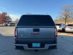 Used 2018  GMC Canyon 4WD Crew Cab SLT at Capitol Car Credit near Rantoul, IL