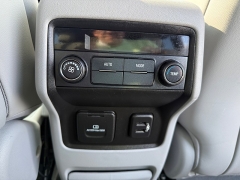 Used 2018 GMC Acadia 4d SUV AWD SLT-1 at Capitol Car Credit near Rantoul, IL