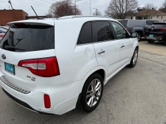 Used 2014  Kia Sorento 4d SUV AWD SX Limited at Capitol Car Credit near Rantoul&comma; IL
