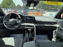 Used 2023 Hyundai Elantra SEL IVT at Capitol Car Credit near Rantoul, IL