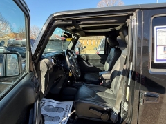 Used 2017  Jeep Wrangler Unlimited 4d Convertible Sahara at Capitol Car Credit near Rantoul&comma; IL