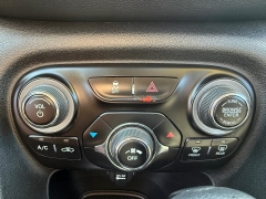 Used 2014  Dodge Dart 4d Sedan SXT at Capitol Car Credit near Rantoul&comma; IL