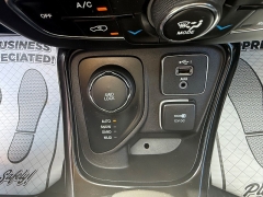 Used 2019  Jeep Compass 4d SUV 4WD Limited at Capitol Car Credit near Rantoul&comma; IL