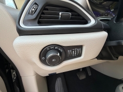 Used 2022  Chrysler Pacifica Touring L FWD at Capitol Car Credit near Rantoul, IL