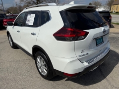 Used 2020 Nissan Rogue 4d SUV AWD S at Capitol Car Credit near Rantoul, IL