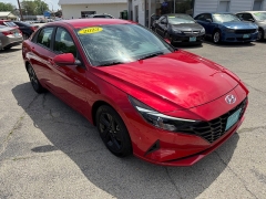 Used 2023 Hyundai Elantra SEL IVT at Capitol Car Credit near Rantoul, IL