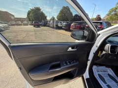 Used 2020  Kia Sportage 4d SUV AWD LX w&sol;Popular Pkg at Capitol Car Credit near Rantoul&comma; IL