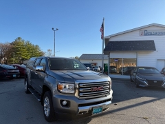 Used 2018  GMC Canyon 4WD Crew Cab SLT at Capitol Car Credit near Rantoul, IL