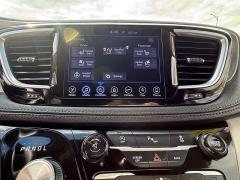Used 2017  Chrysler Pacifica 4d Wagon Limited at Capitol Car Credit near Rantoul&comma; IL