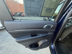 Used 2018  Jeep Grand Cherokee 4d SUV 4WD Limited V6 at Capitol Car Credit near Rantoul, IL