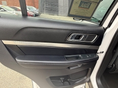 Used 2018  Ford Explorer 4d SUV 4WD XLT at Capitol Car Credit near Rantoul, IL