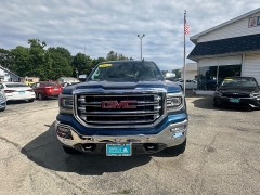 Used 2018  GMC Sierra 1500 4WD Crew Cab SLT at Capitol Car Credit near Rantoul&comma; IL