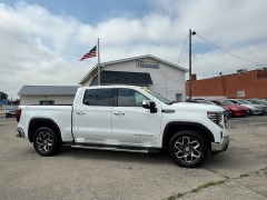 Used 2022 GMC Sierra 1500 4WD Crew Cab 147" SLT at Capitol Car Credit near Rantoul, IL