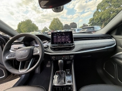 Used 2024  Jeep Compass Latitude 4x4 at Capitol Car Credit near Rantoul, IL