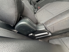 Used 2018  Ford Explorer 4d SUV 4WD XLT at Capitol Car Credit near Rantoul, IL