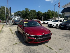 Used 2024  Hyundai Elantra Limited IVT at Capitol Car Credit near Rantoul&comma; IL