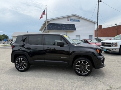 Used 2021 Jeep Renegade Jeepster 4x4 at Capitol Car Credit near Rantoul, IL