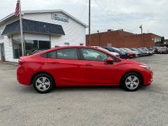 Used 2018 Chevrolet Cruze 4d Sedan LS Auto at Capitol Car Credit near Rantoul, IL