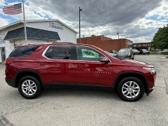 Used 2018  Chevrolet Traverse 4d SUV FWD LT Cloth w&sol;1LT at Capitol Car Credit near Rantoul&comma; IL