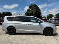Used 2023  Chrysler Voyager LX FWD at Capitol Car Credit near Rantoul, IL
