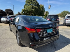 Used 2024  Nissan Altima 2.5 SV Sedan at Capitol Car Credit near Rantoul, IL