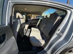 Used 2017  Hyundai Elantra 4d Sedan SE Auto at Capitol Car Credit near Rantoul, IL