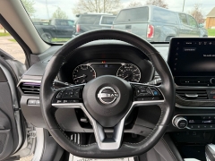 Used 2023  Nissan Altima 2&period;5 SL Sedan at Capitol Car Credit near Rantoul&comma; IL