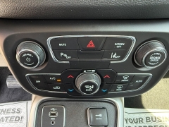 Used 2019  Jeep Compass 4d SUV FWD Latitude at Capitol Car Credit near Rantoul&comma; IL