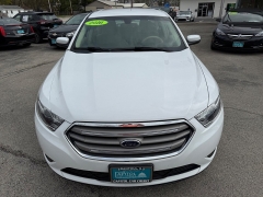 Used 2016 Ford Taurus 4d Sedan SEL V6 at Capitol Car Credit near Rantoul, IL