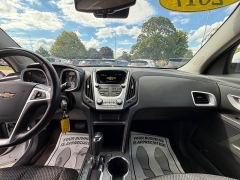 Used 2017  Chevrolet Equinox 4d SUV FWD LT at Capitol Car Credit near Rantoul&comma; IL